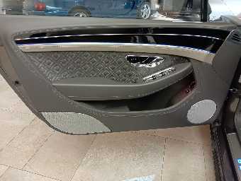 BENTLEY CONTINENTAL 2021 Image 24