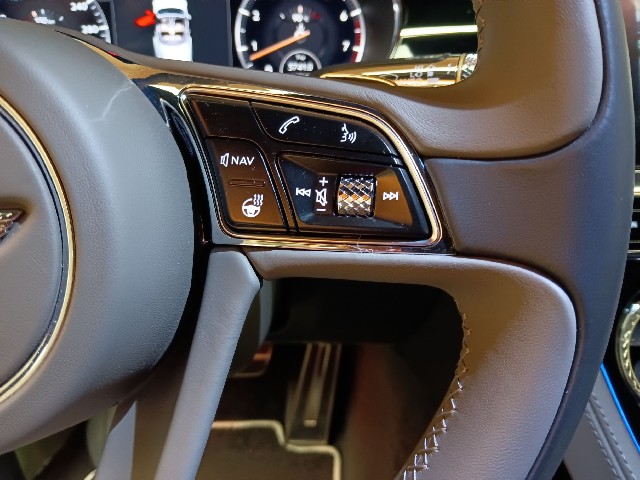 BENTLEY CONTINENTAL 2021 Image 38