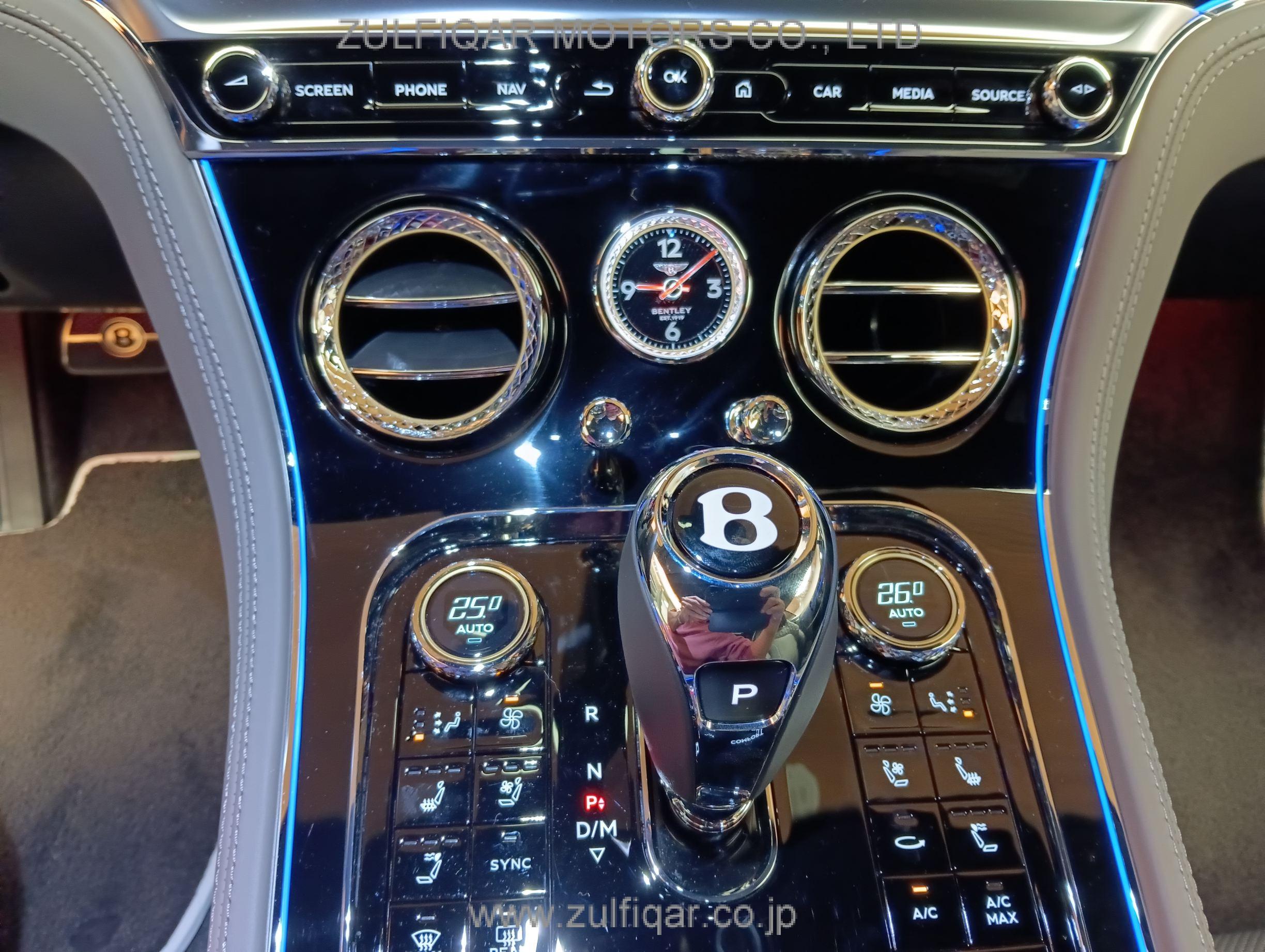 BENTLEY CONTINENTAL 2021 Image 47