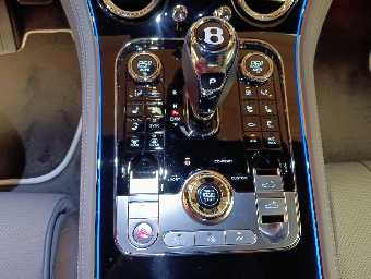 BENTLEY CONTINENTAL 2021 Image 42