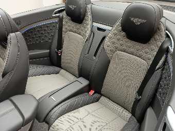 BENTLEY CONTINENTAL 2021 Image 44