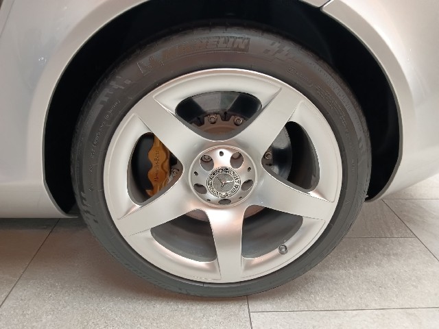 MERCEDES BENZ SLR MCLAREN 2005 Image 29