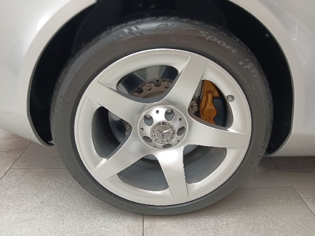 MERCEDES BENZ SLR MCLAREN 2005 Image 30