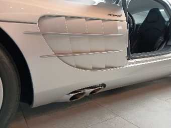 MERCEDES BENZ SLR MCLAREN 2005 Image 27