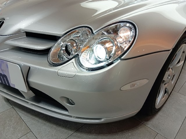 MERCEDES BENZ SLR MCLAREN 2005 Image 34