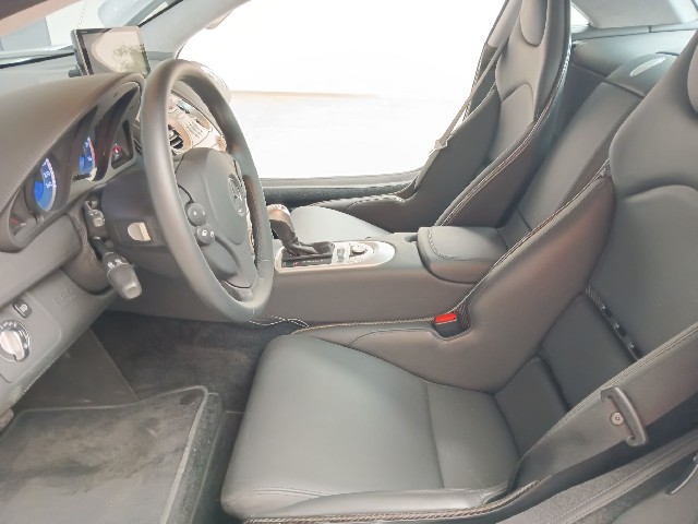MERCEDES BENZ SLR MCLAREN 2005 Image 37