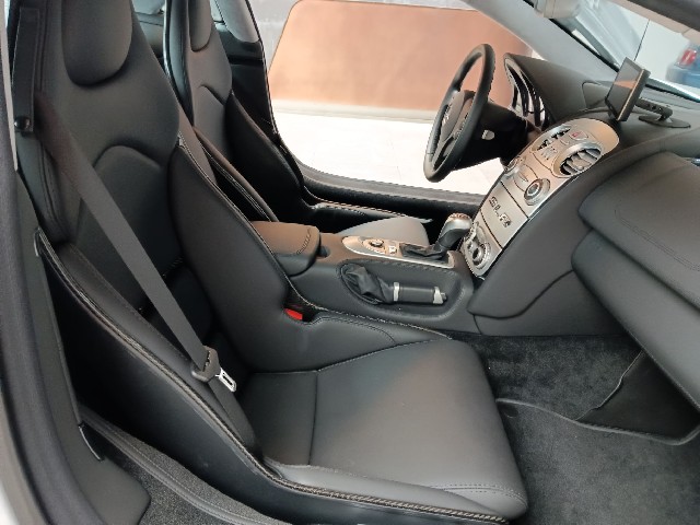 MERCEDES BENZ SLR MCLAREN 2005 Image 41