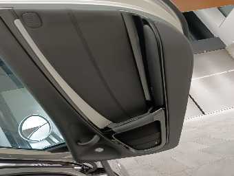 MERCEDES BENZ SLR MCLAREN 2005 Image 37