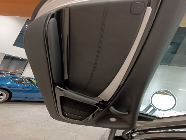 MERCEDES BENZ SLR MCLAREN 2005 Image 44