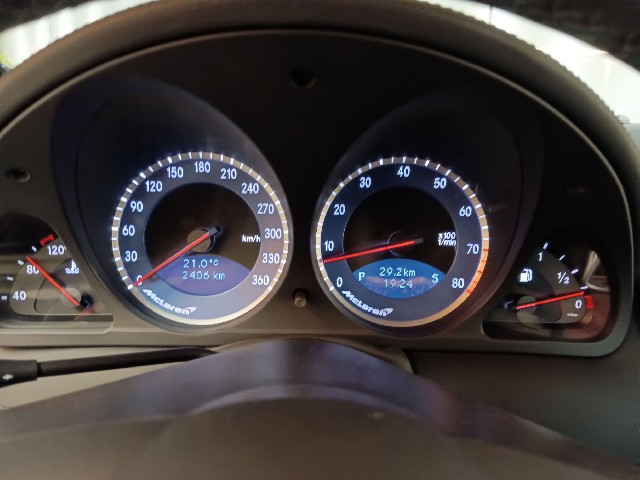 MERCEDES BENZ SLR MCLAREN 2005 Image 47