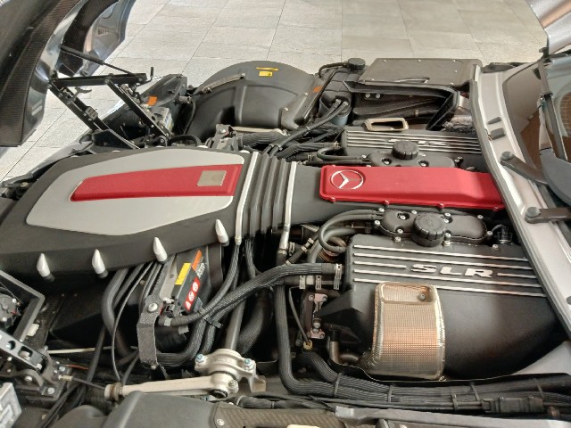 MERCEDES BENZ SLR MCLAREN 2005 Image 56