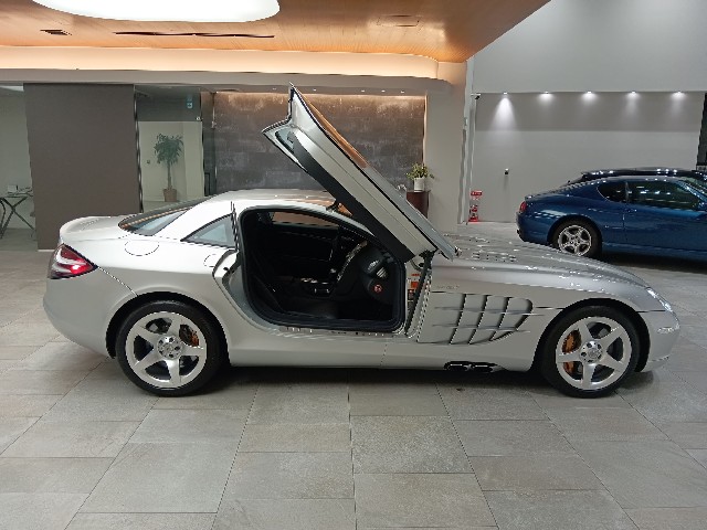 MERCEDES BENZ SLR MCLAREN 2005 Image 59