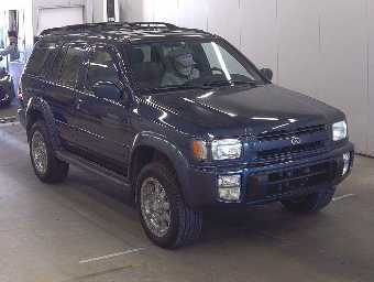 INFINITI QX4 2000 Image 2