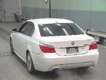 BMW 5 SERIES 2009 Image 2