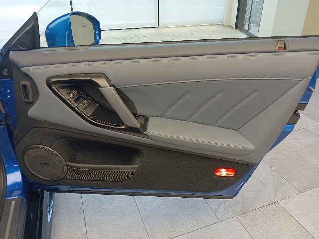 NISSAN GT-R 2019 Image 32