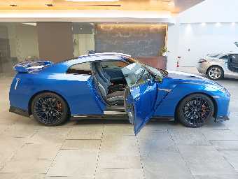 NISSAN GT-R 2019 Image 5