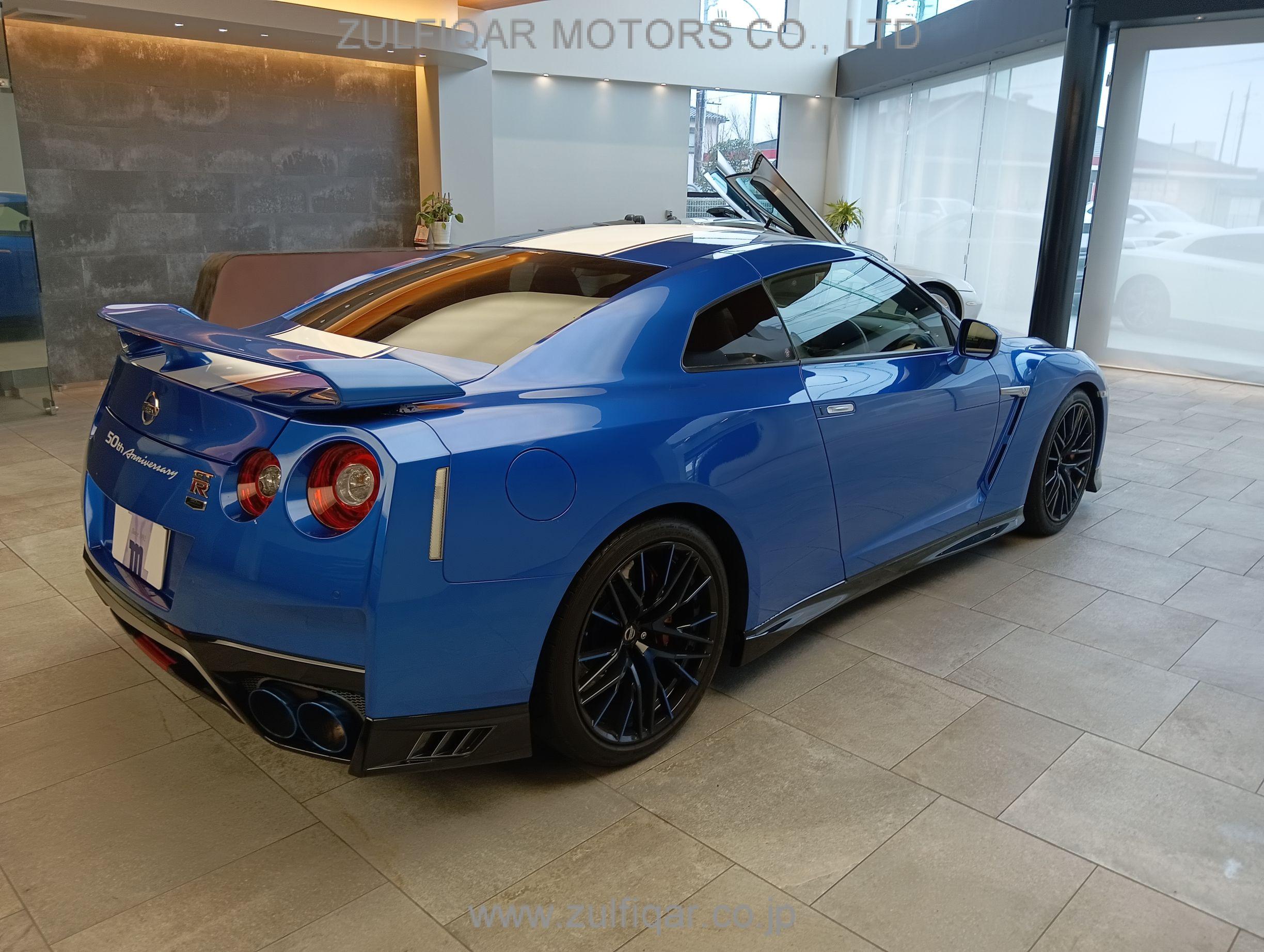 NISSAN GT-R 2019 Image 7