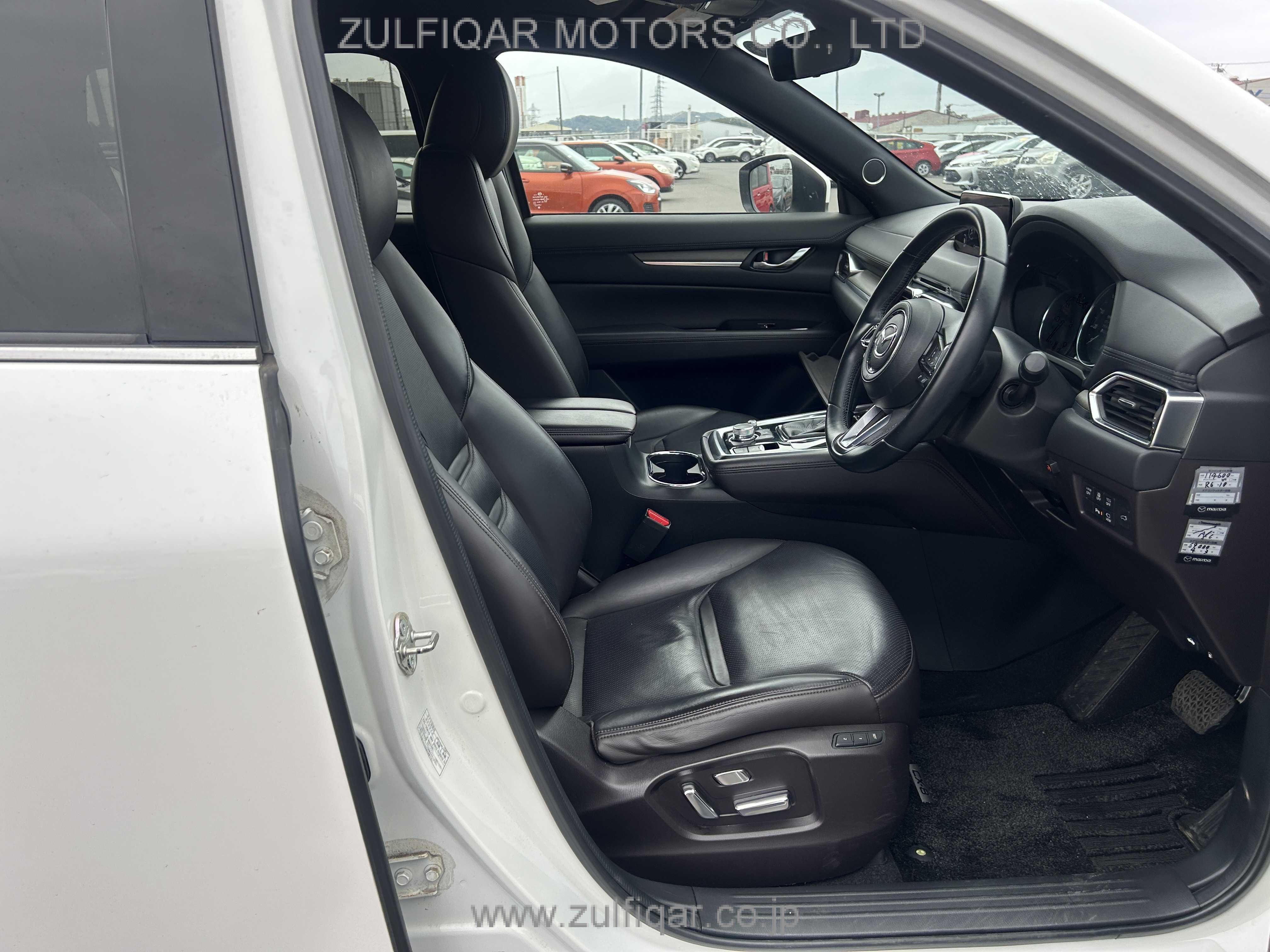 MAZDA CX-8 2019 Image 12