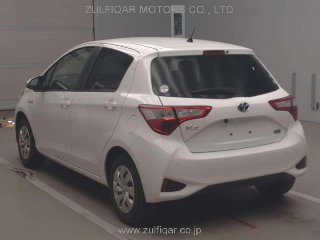 TOYOTA VITZ 2019 Image 4