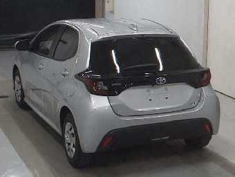 TOYOTA YARIS 2021 Image 2