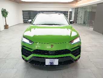 LAMBORGHINI URUS 2021 Image 2