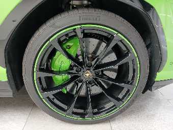LAMBORGHINI URUS 2021 Image 17