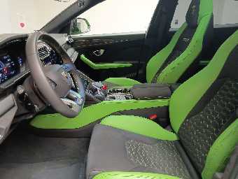 LAMBORGHINI URUS 2021 Image 21