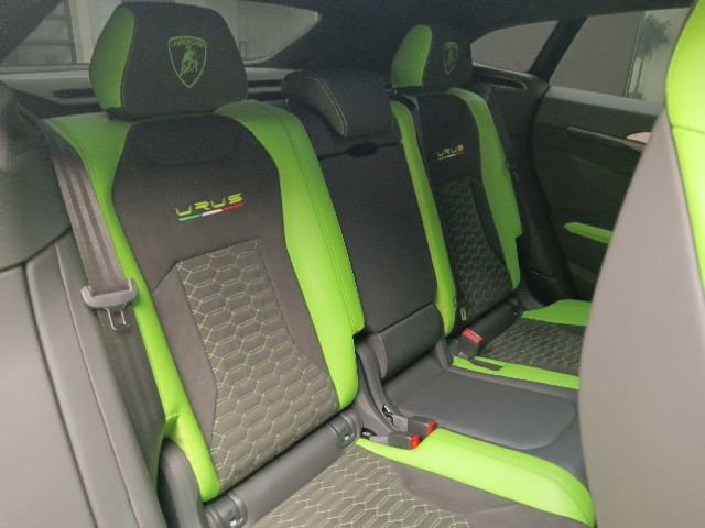 LAMBORGHINI URUS 2021 Image 39