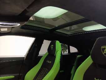 LAMBORGHINI URUS 2021 Image 35