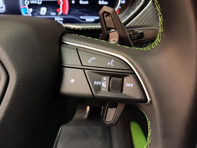 LAMBORGHINI URUS 2021 Image 54