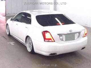 TOYOTA CROWN MAJESTA 2009 Image 2