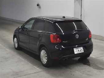 VOLKSWAGEN POLO 2015 Image 2