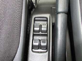 DAIHATSU NAKED 2000 Image 16