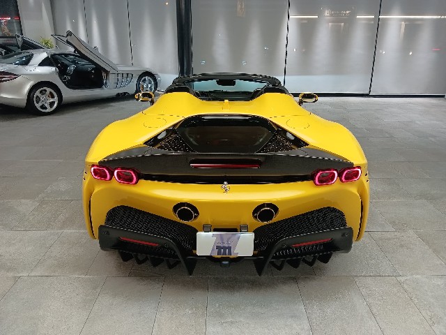 FERRARI SF90 SPIDER 2022 Image 20