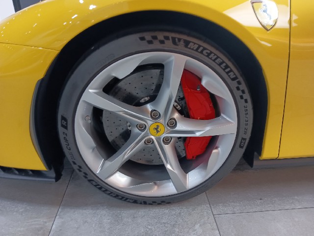 FERRARI SF90 SPIDER 2022 Image 25