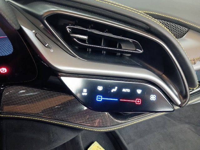 FERRARI SF90 SPIDER 2022 Image 44