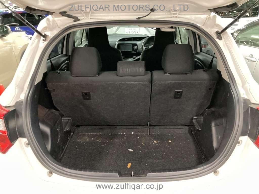 TOYOTA VITZ 2019 Image 12