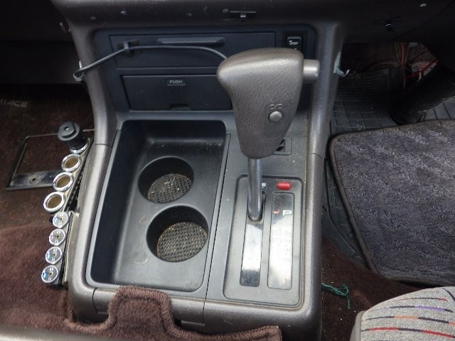 TOYOTA HIACE WAGON 1995 Image 22