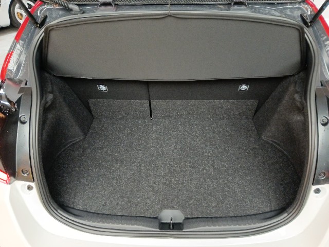 TOYOTA GR YARIS 2024 Image 30