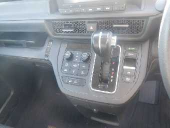 HONDA STEPWGN 2023 Image 23