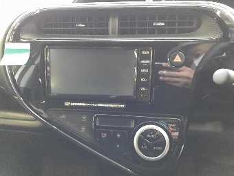 TOYOTA AQUA 2019 Image 10