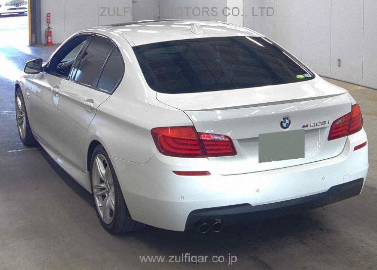 BMW 5 SERIES 2011 Image 2