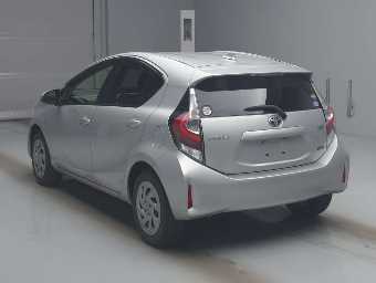 TOYOTA AQUA 2019 Image 4