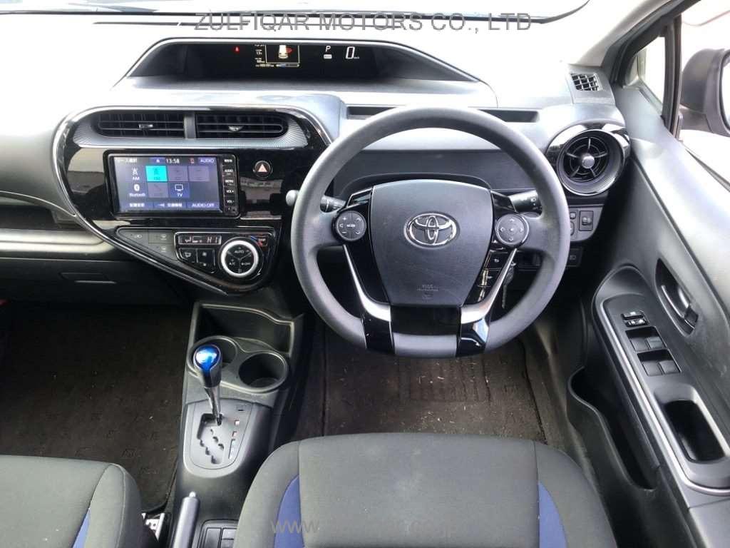 TOYOTA AQUA 2019 Image 6