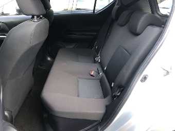 TOYOTA AQUA 2019 Image 10