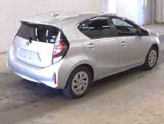 TOYOTA AQUA 2020 Image 5