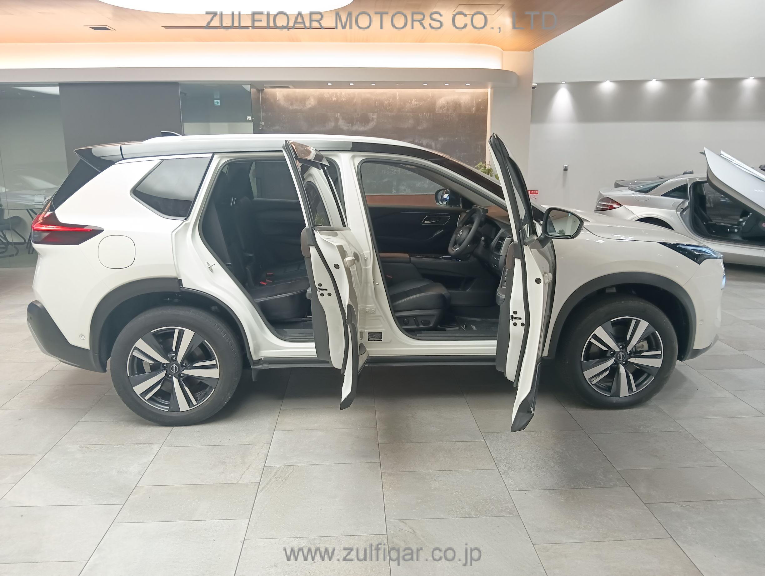 NISSAN X-TRAIL 2024 Image 5