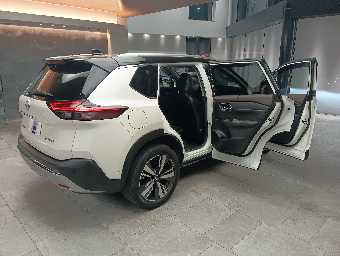 NISSAN X-TRAIL 2024 Image 6
