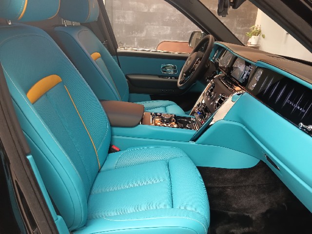 ROLLS ROYCE CULLINAN 2024 Image 52