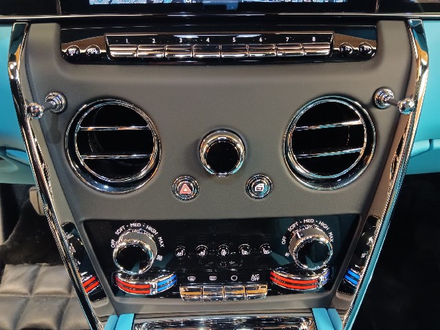 ROLLS ROYCE CULLINAN 2024 Image 65